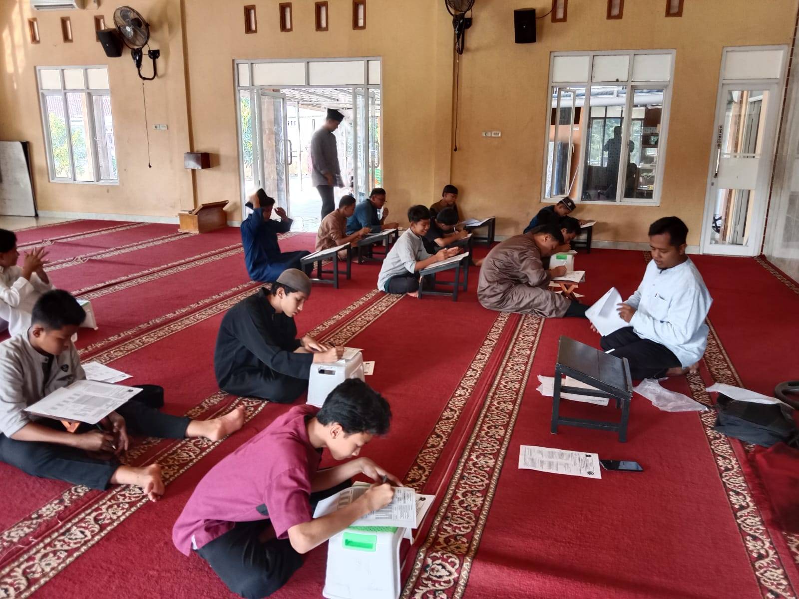 Kegiatan Pembelajaran di Pokjar PKBM Cendikia 